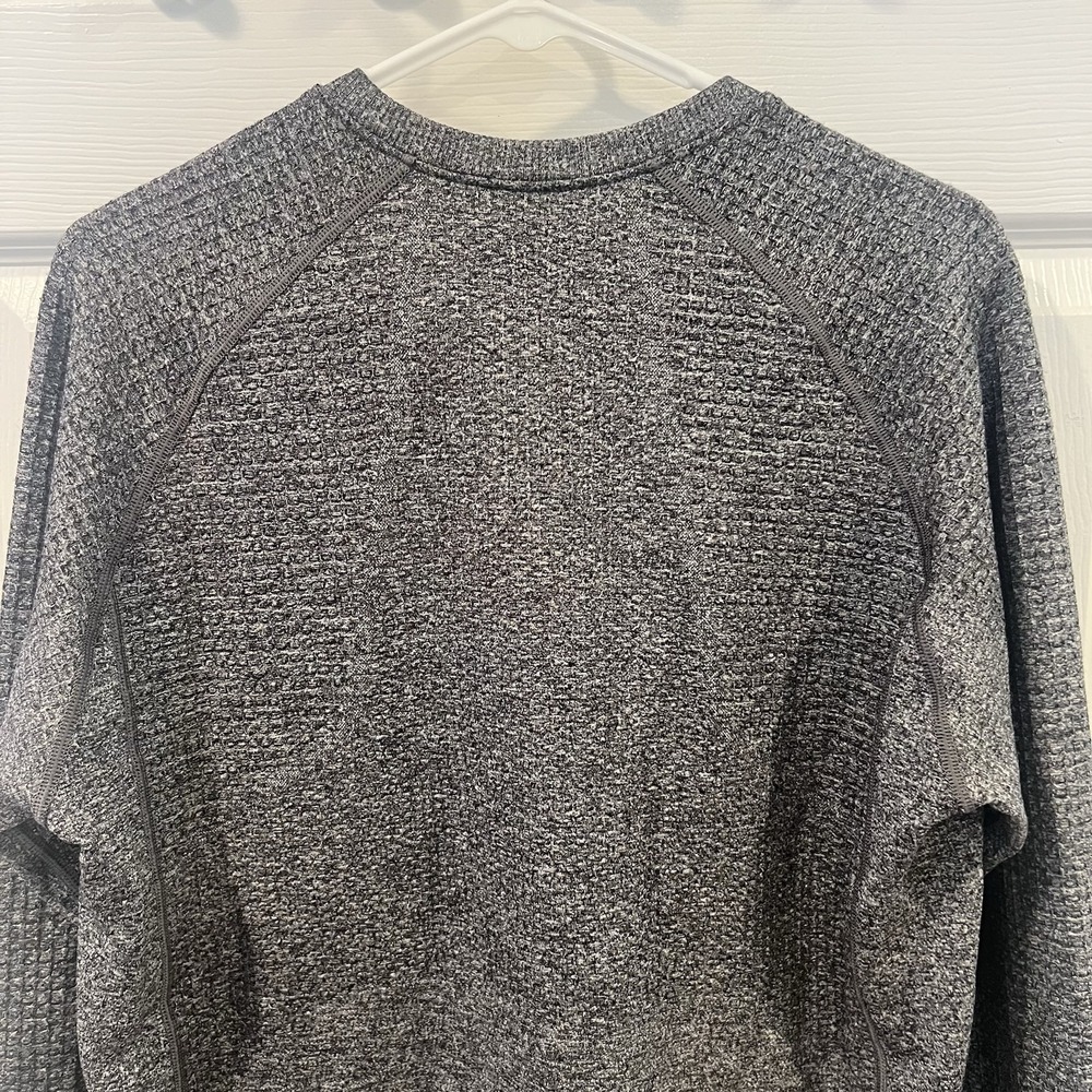 Lululemon Sweater Mens Large‎ Gray Engineered Warmth Lined Sweatshirt Pullover - Picture 9 of 9